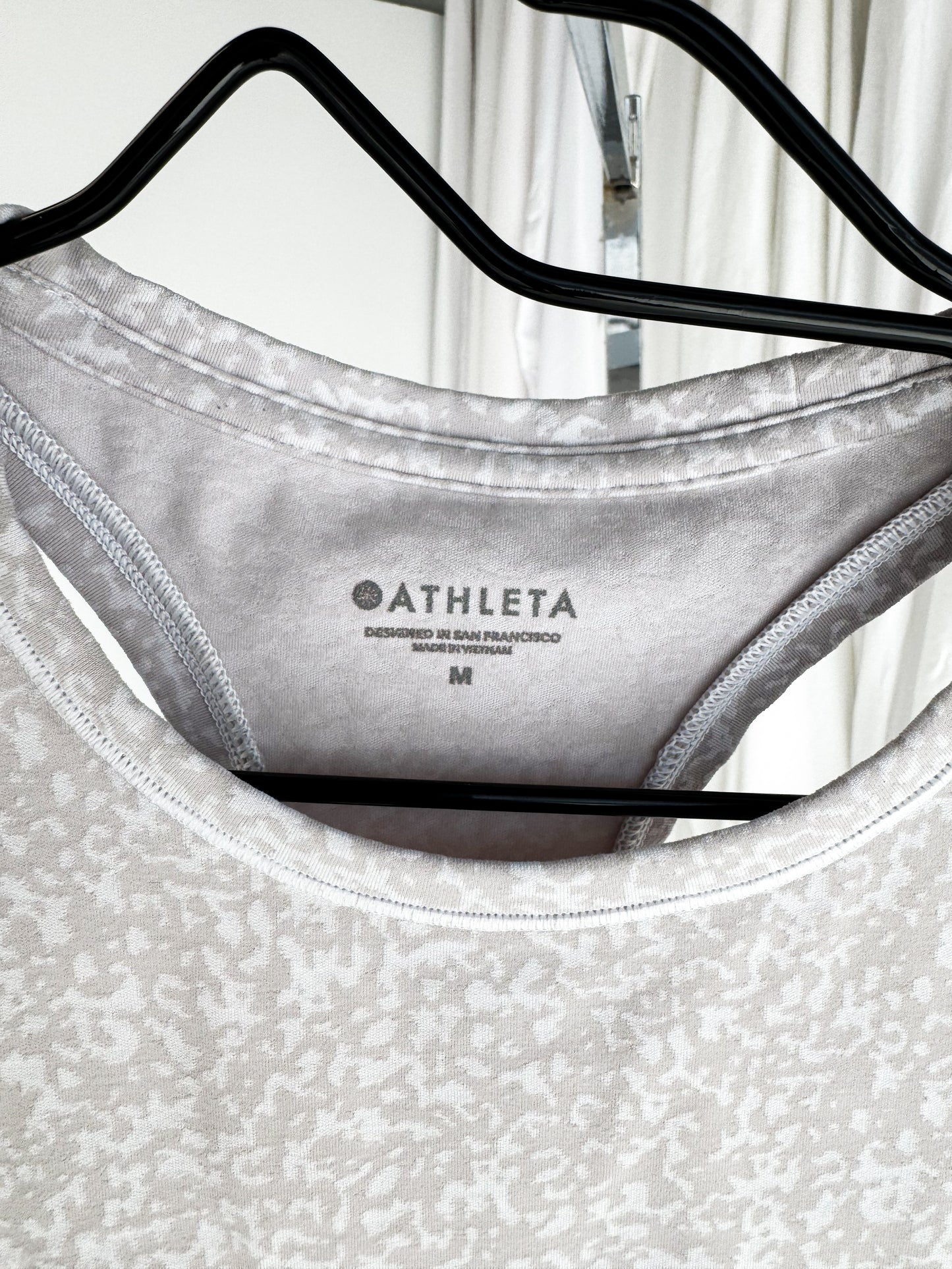 MEDIUM ATHLETA tank with Nice Catch Design