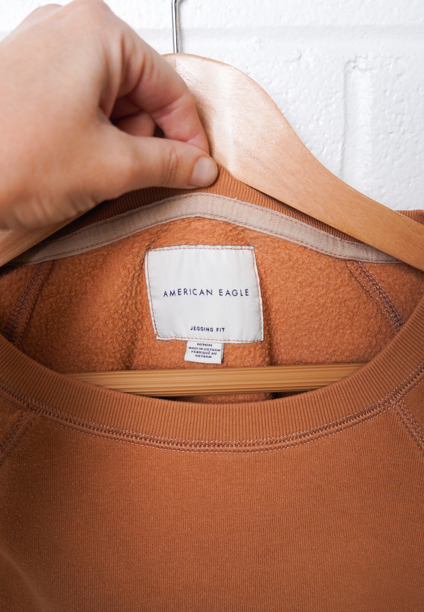 MEDIUM AMERICAN EAGLE Crewneck with "Apres Spin" design