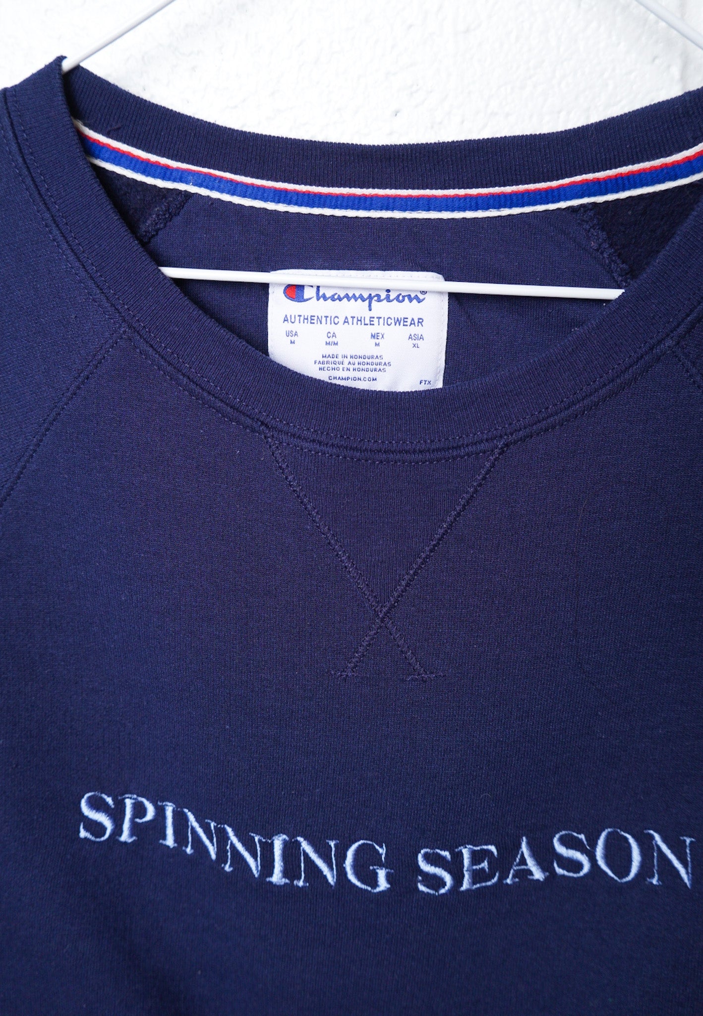 MEDIUM -CHAMPION- Sweatshirt with "Spinning Season" design
