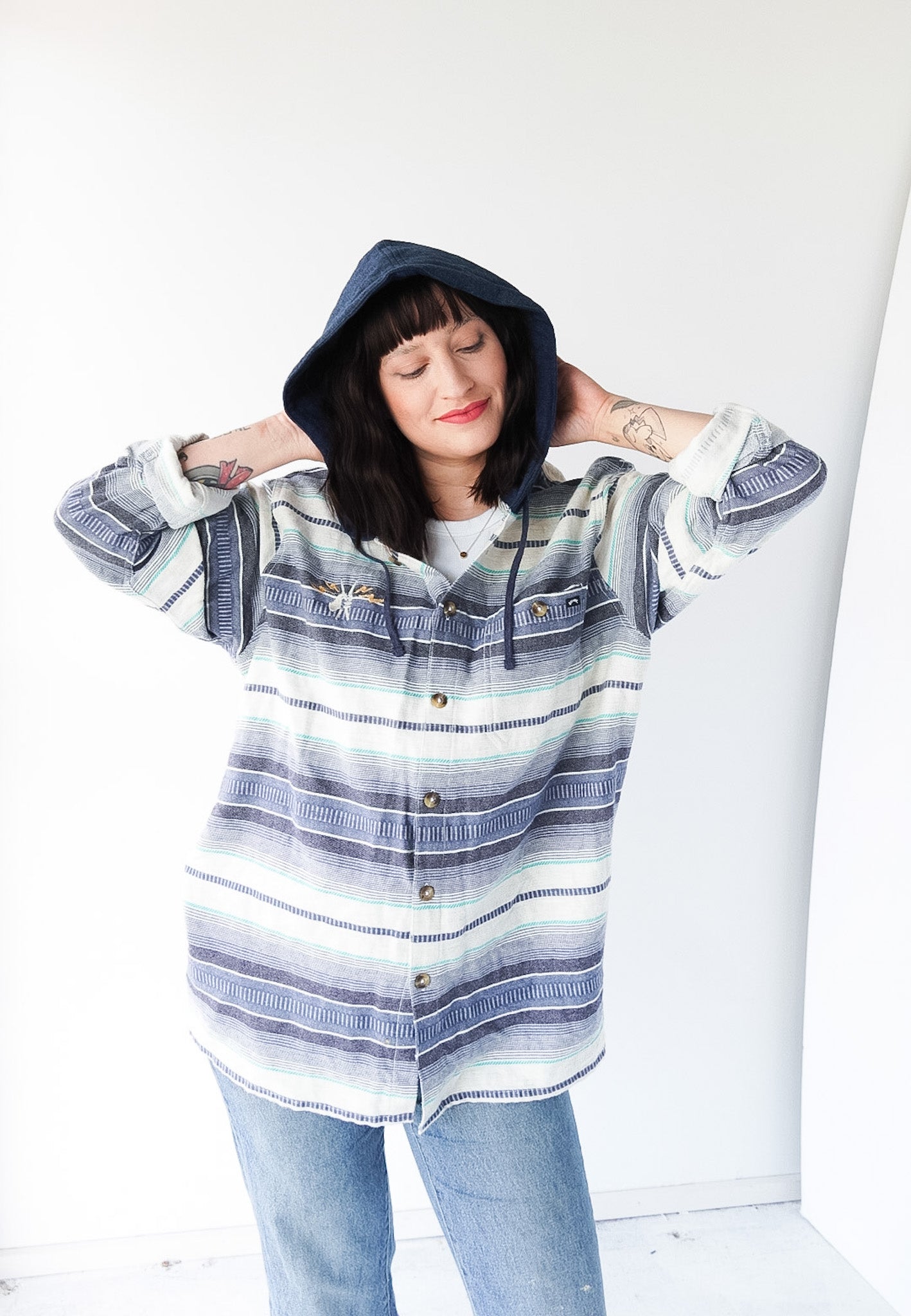 XLARGE - BILLABONG - DRUM LINE PULLOVER HOODIE