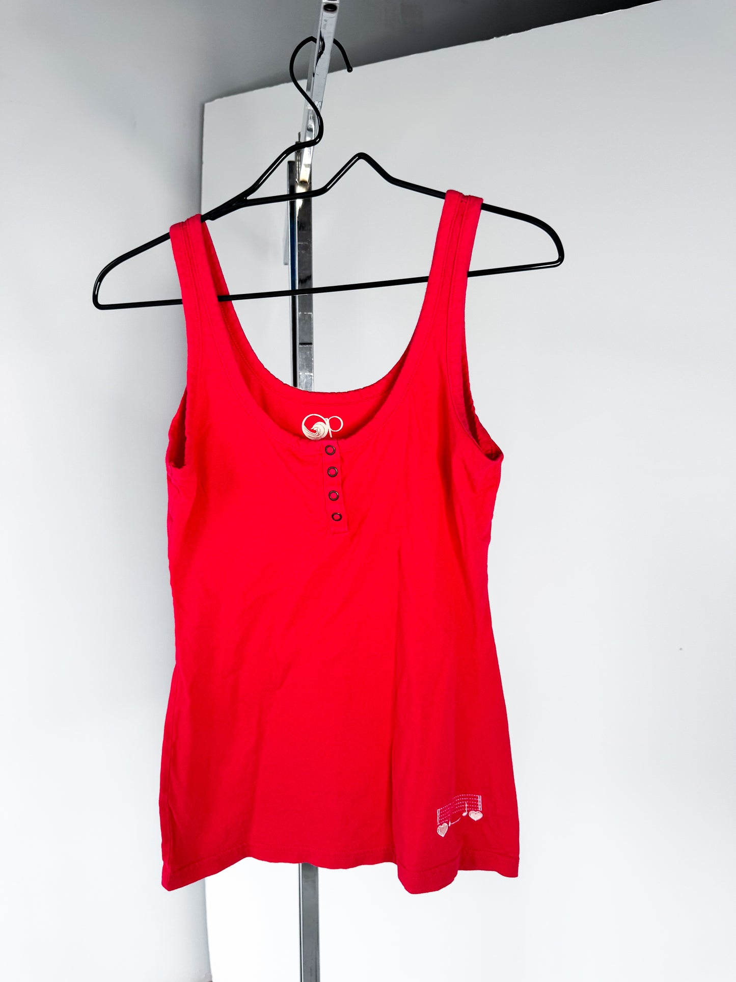 WOMENS MEDIUM - OP - NOTE SMILES TANK
