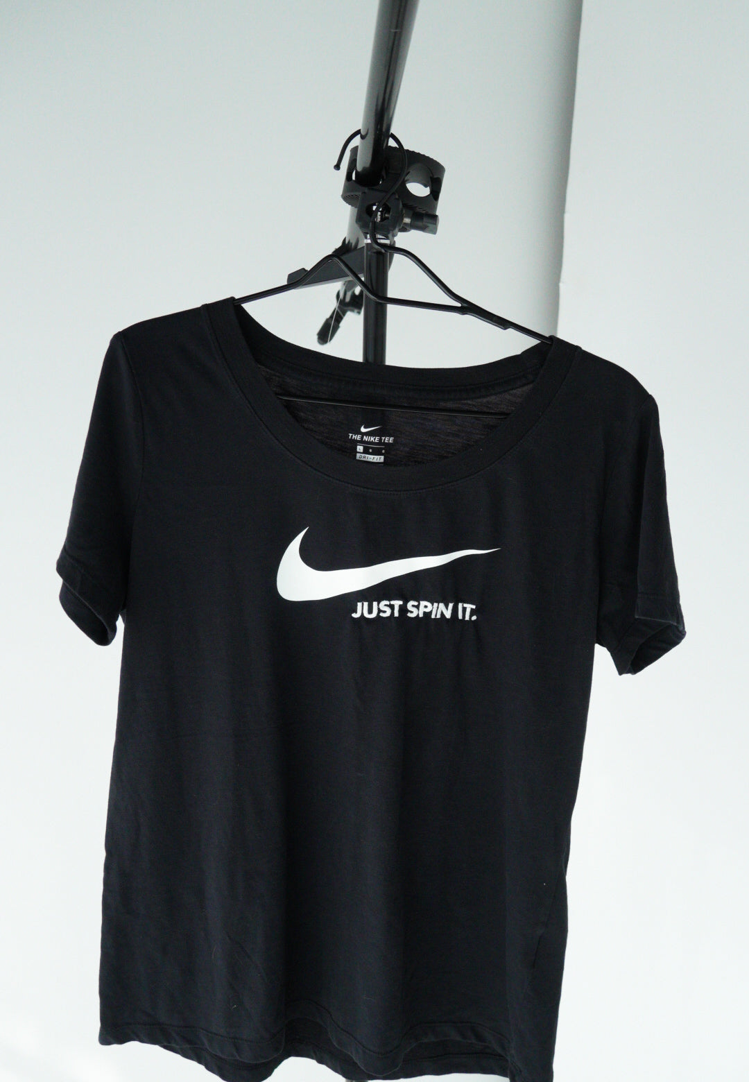 LARGE -NIKE-  “Just Spin It” Design