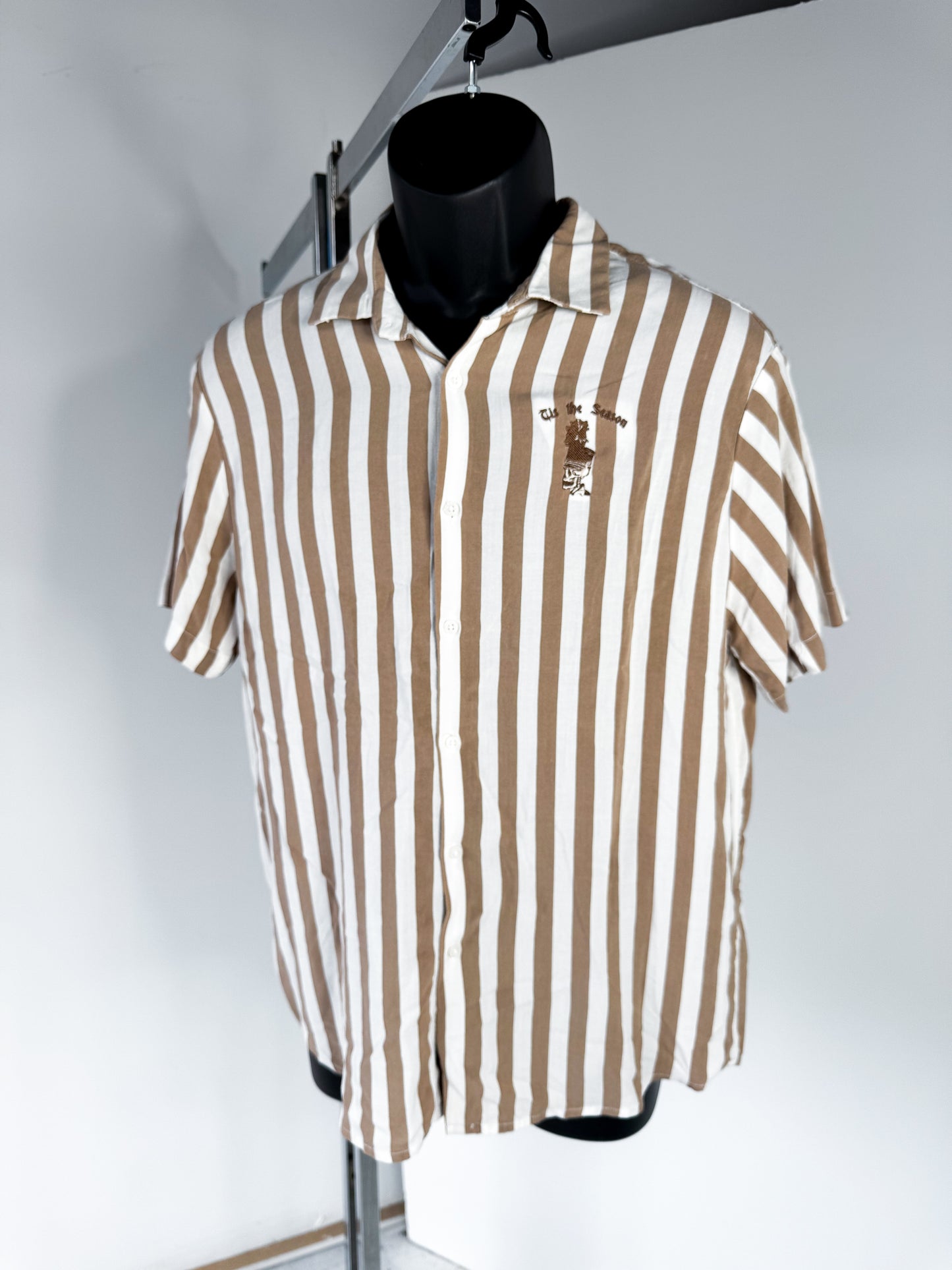 MENS MEDIUM  - DENIM AND FLOWERS -  SKELTON SHAKO pocket design