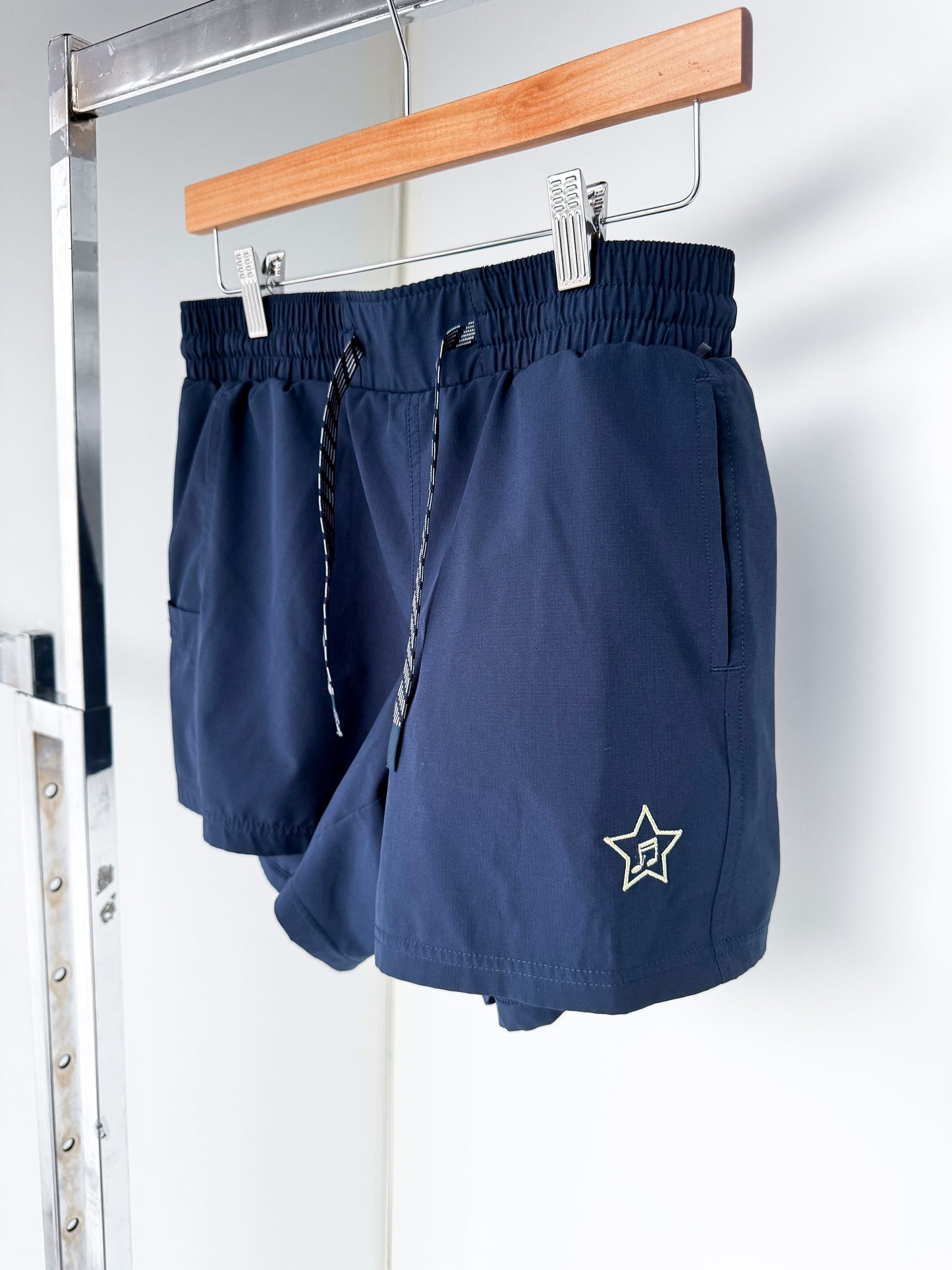 SMALL - PACIFIC TRAIL - STAR MUSIC SHORTS