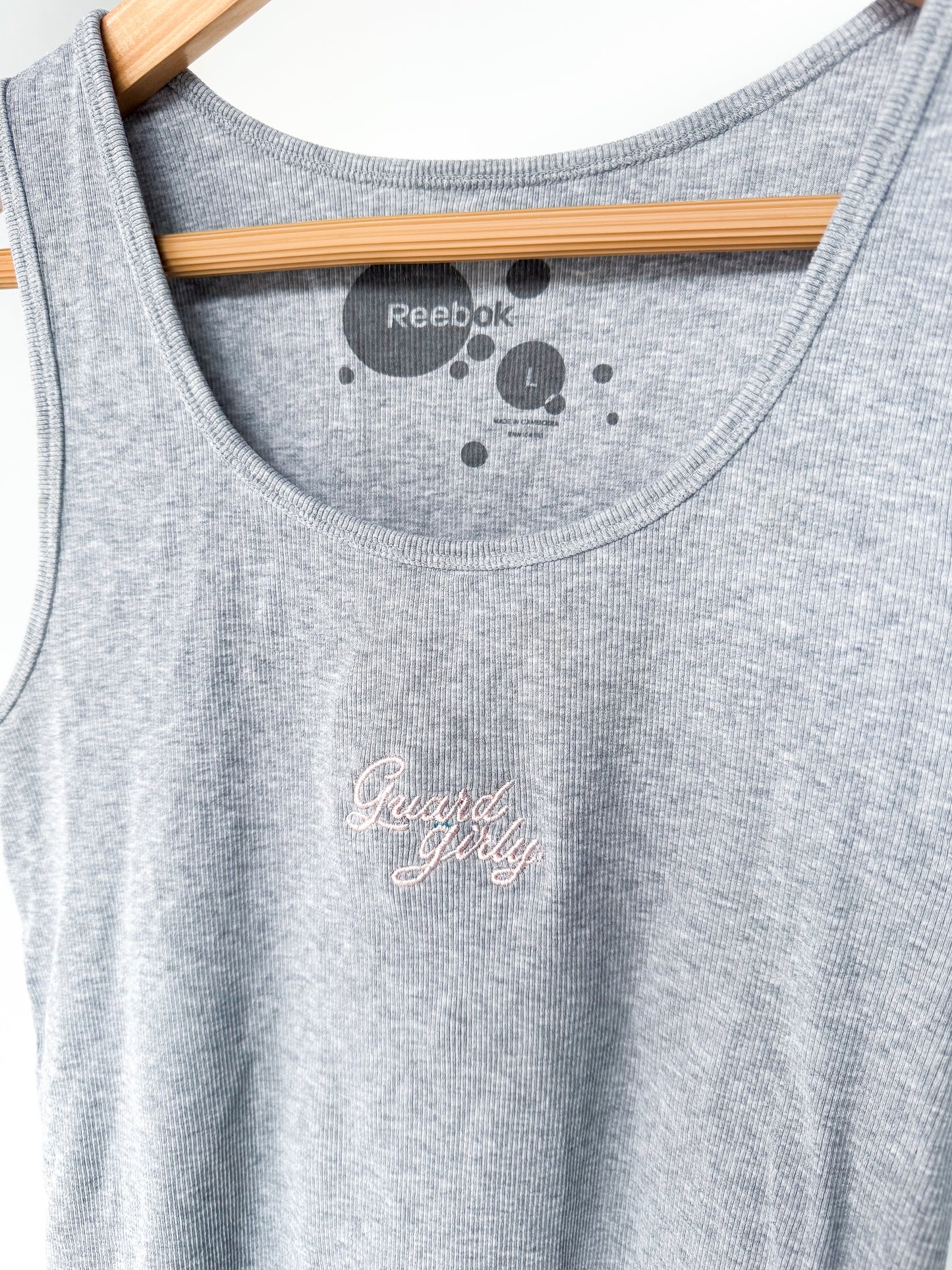 LARGE - REEBOK - GUARD GIRLY TANK