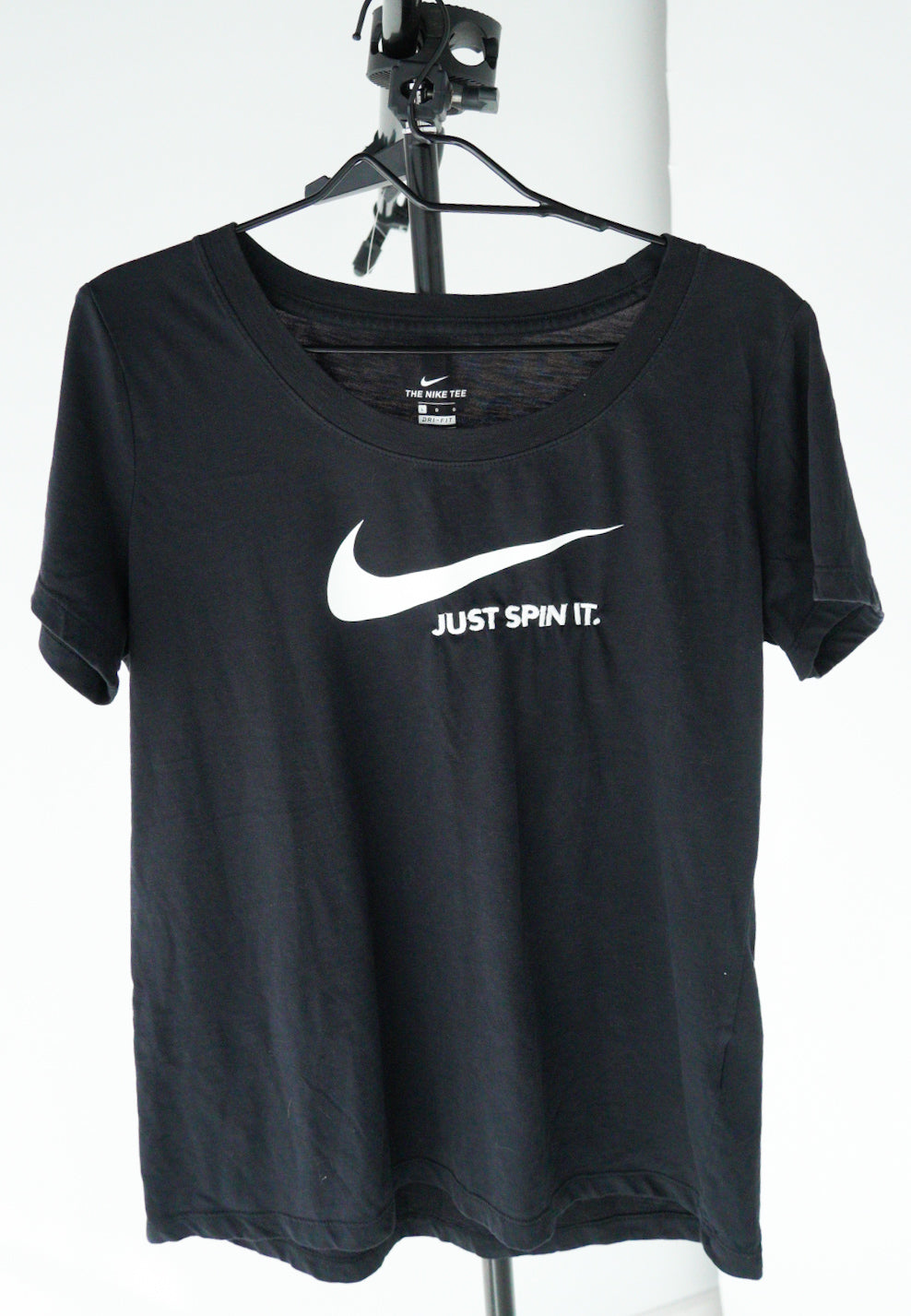 LARGE -NIKE-  “Just Spin It” Design
