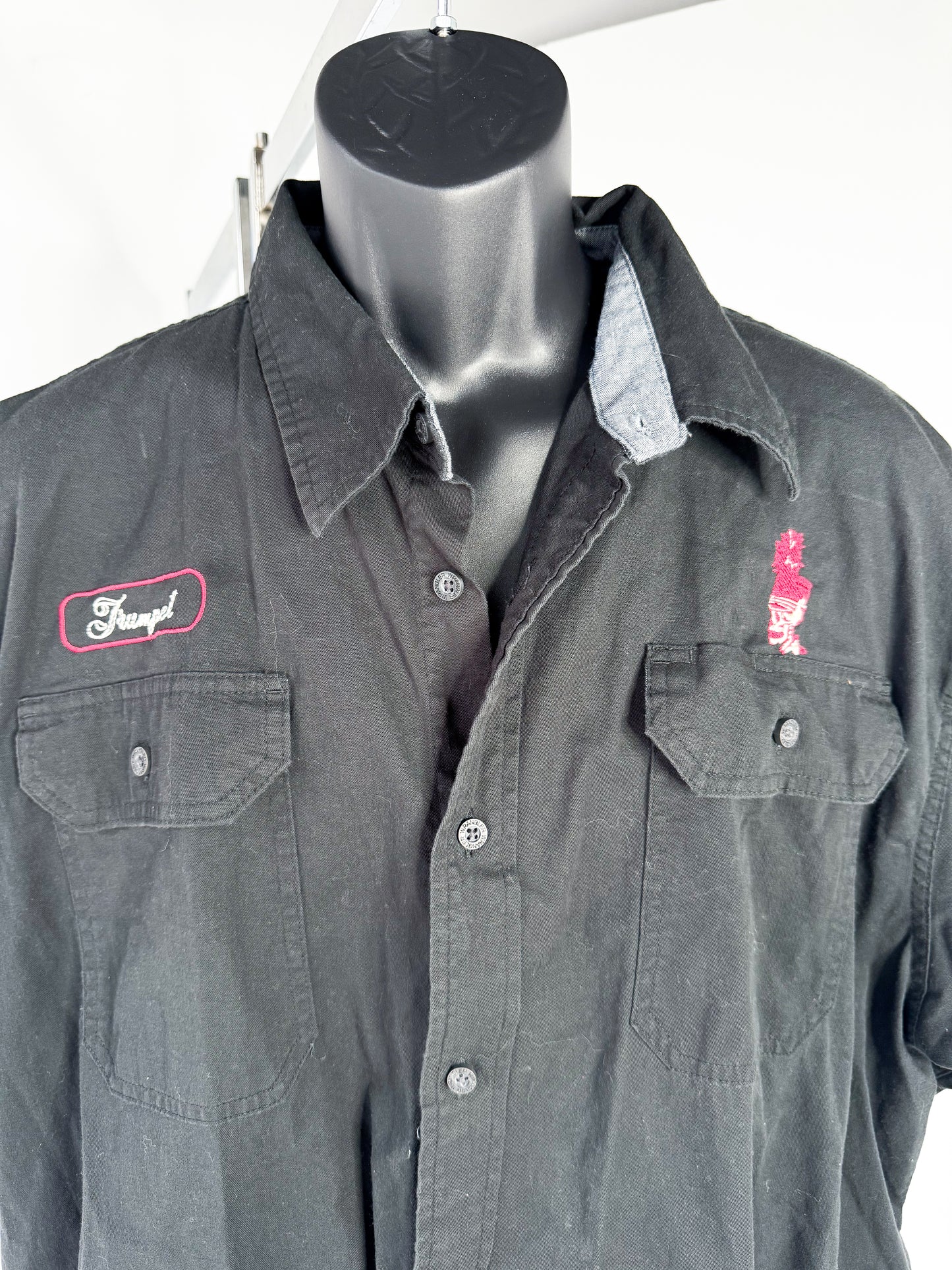 MENS XXLARGE - DICKIES - TRUMPET SKELETON BUTTON UP