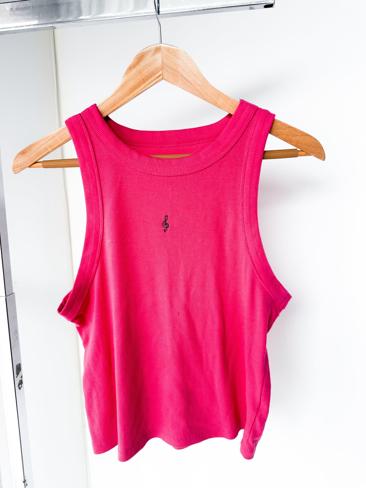 LARGE - OLD NAVY - Treble Clef Design