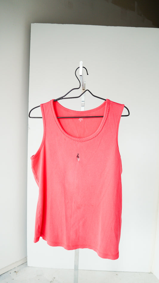 XXLARGE - LAURA SCOTT - Treble Clef with Bow Tank