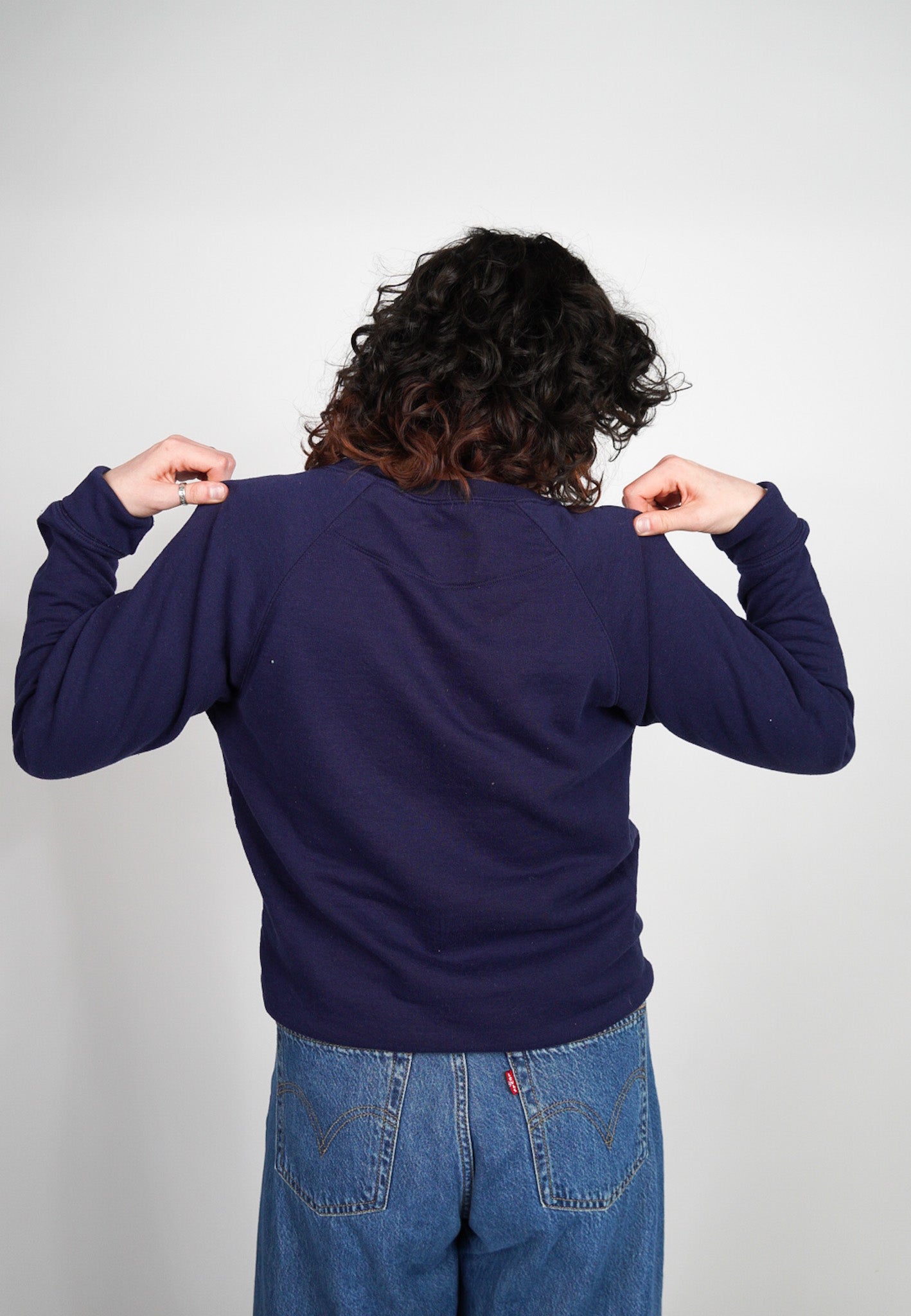 MEDIUM -CHAMPION- Sweatshirt with "Spinning Season" design