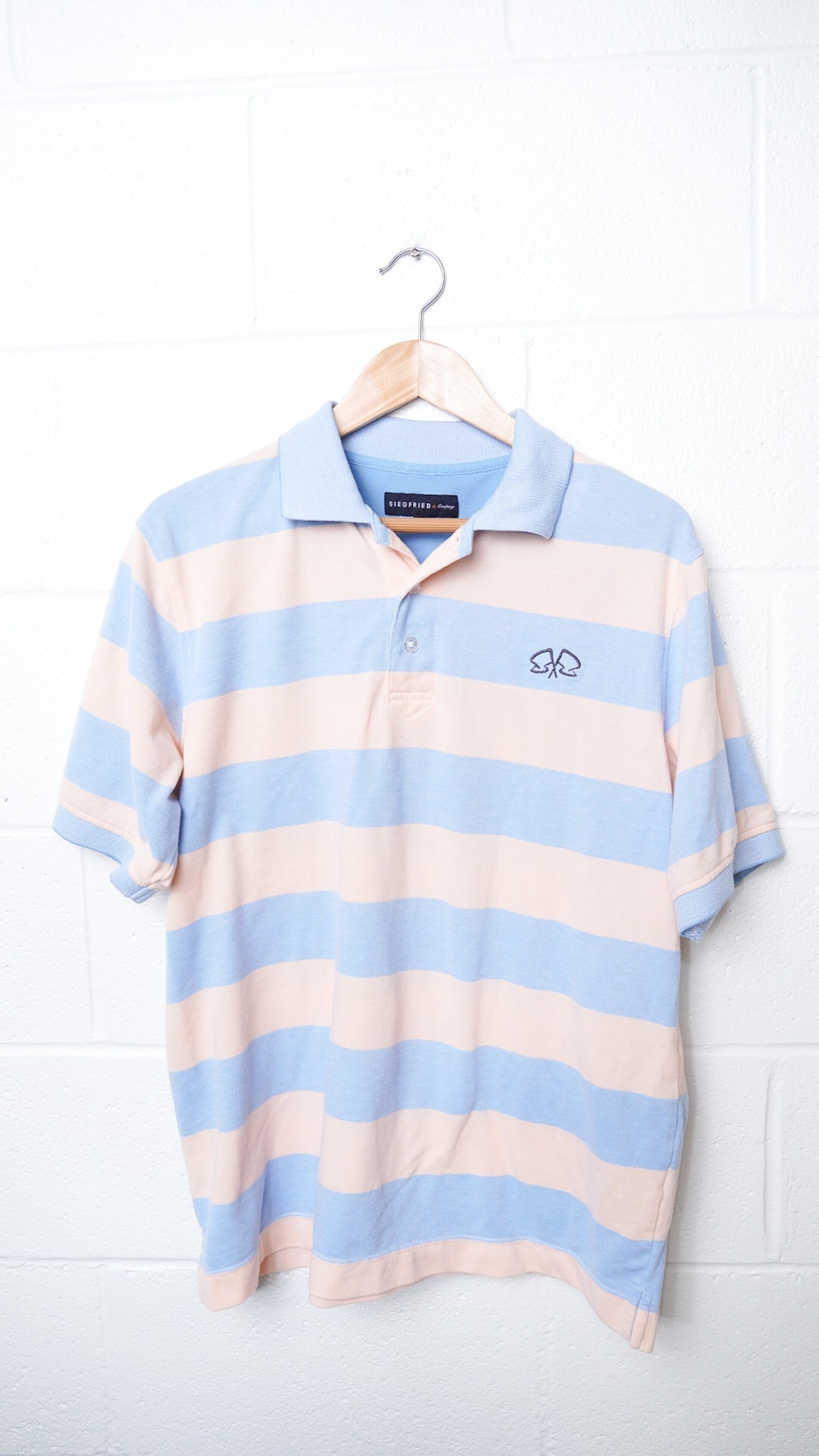 LARGE -SIEGFRIED AND COMPANY-  Polo with Flag Logo design