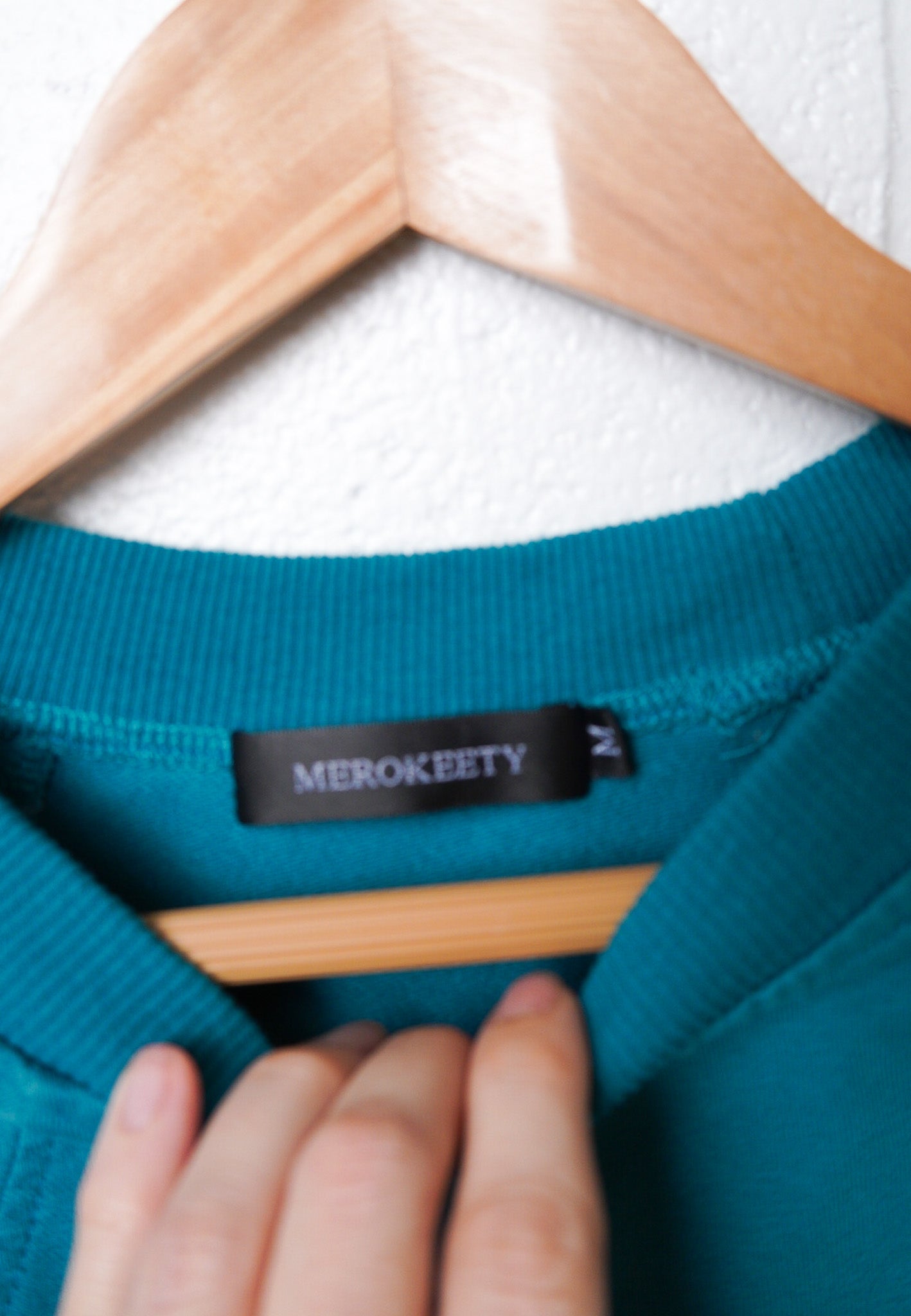 MEDIUM Teal Blue Cropped Crewneck with block "COLOR GUARD" design