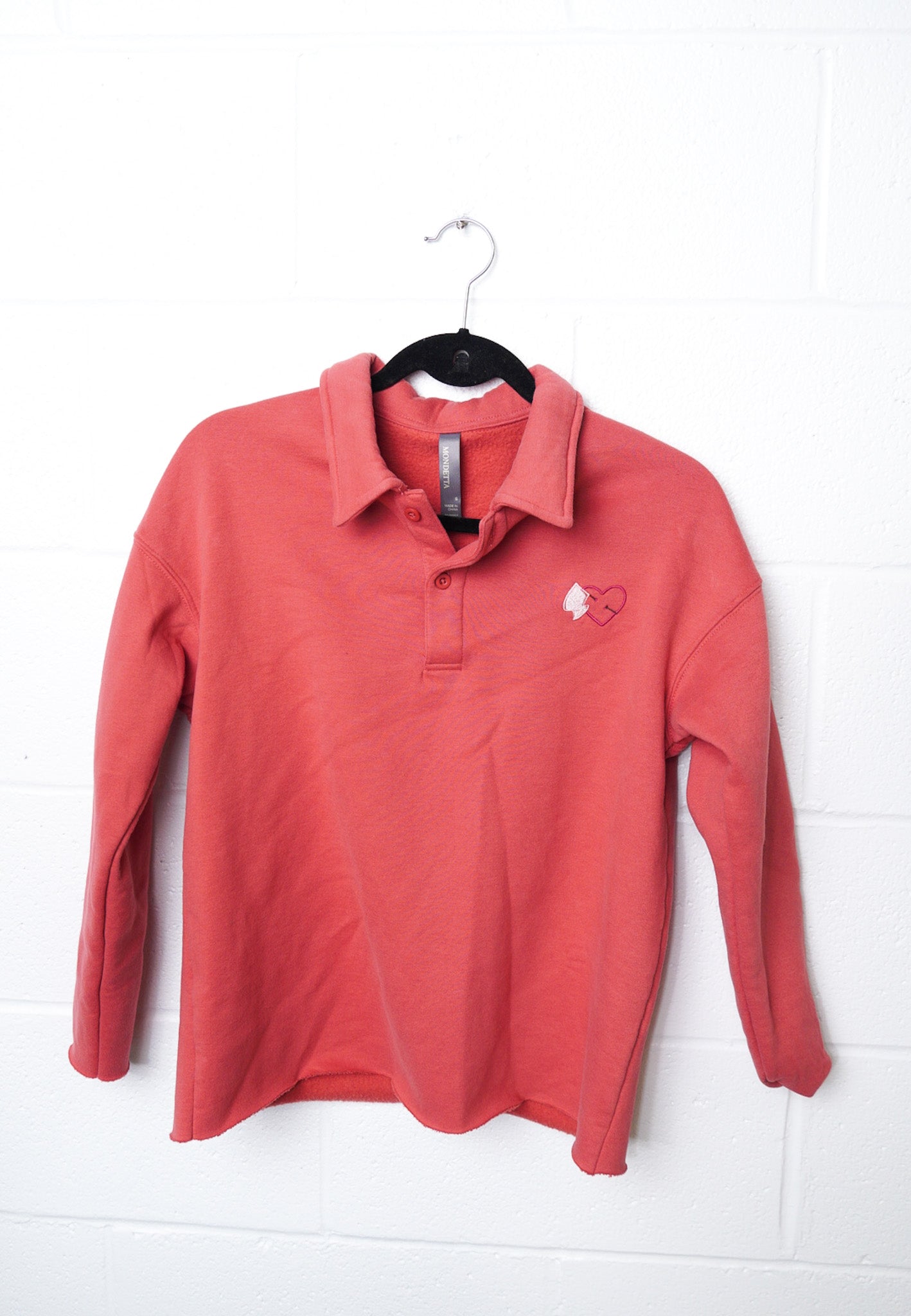 SMALL-MONDETTA- Polo Sweatshirt with Heart Flag Design
