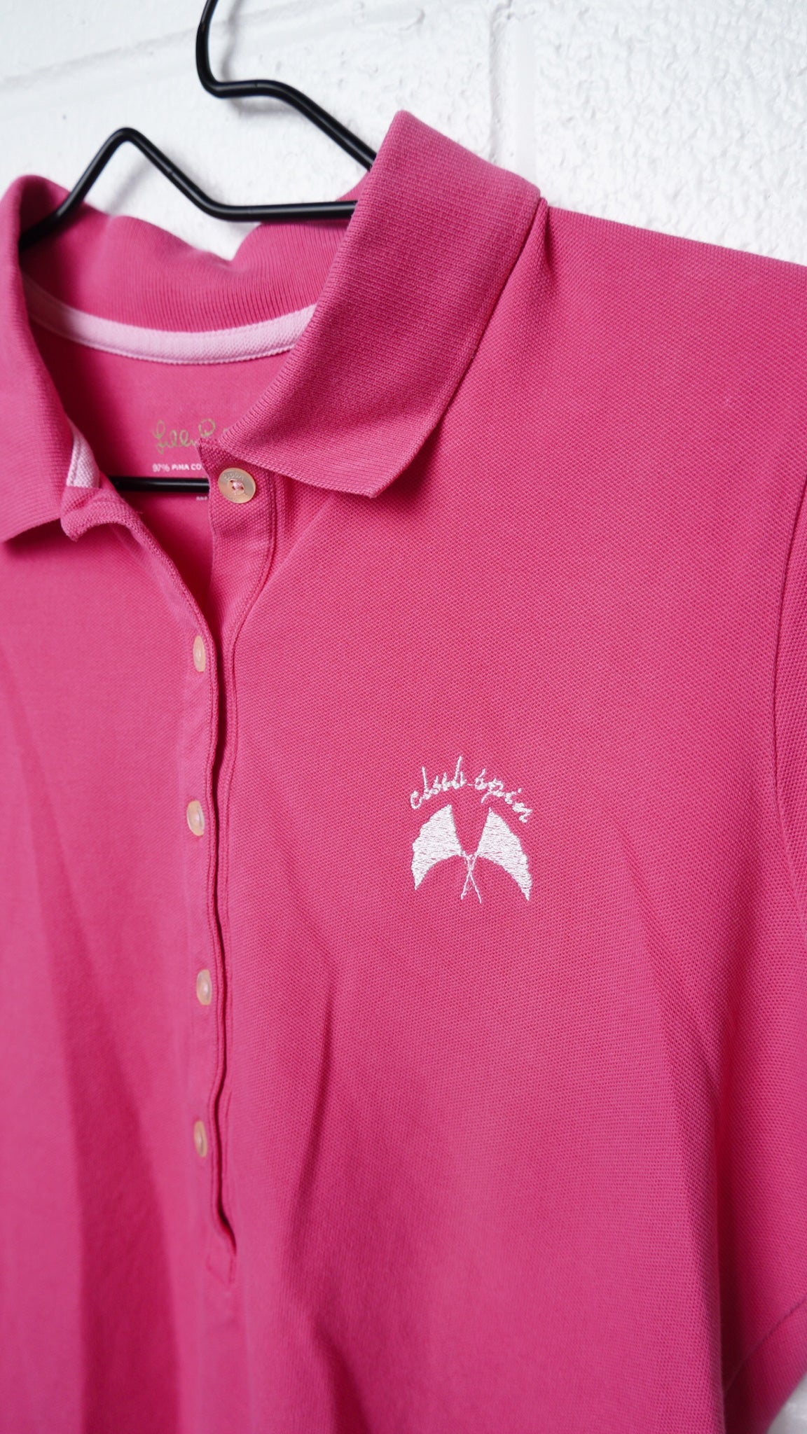 LARGE -LILY PULITZER-  Polo with pocket area Flag Logo design