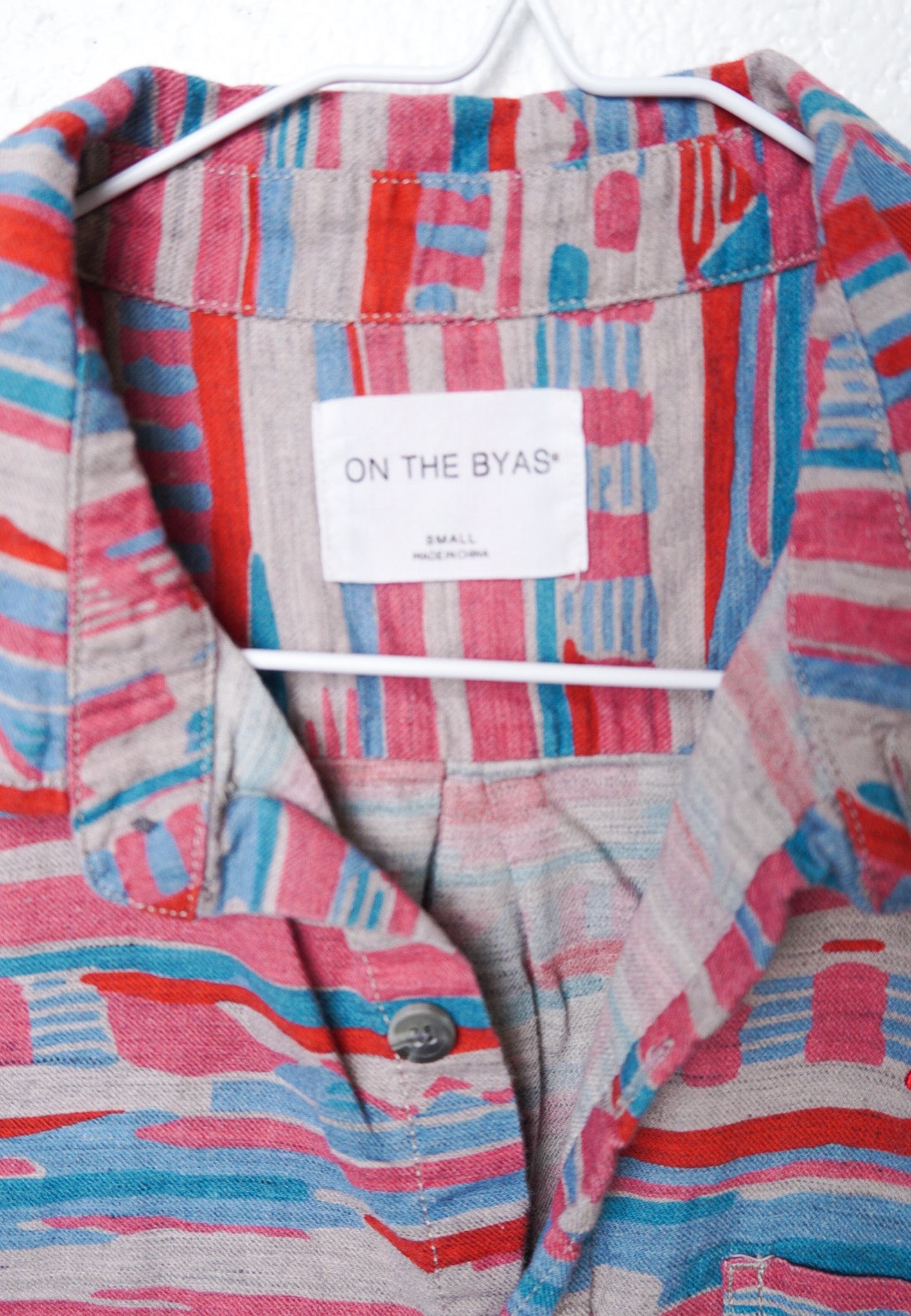 SMALL -ON THE BYAS-  flags logo pocket design