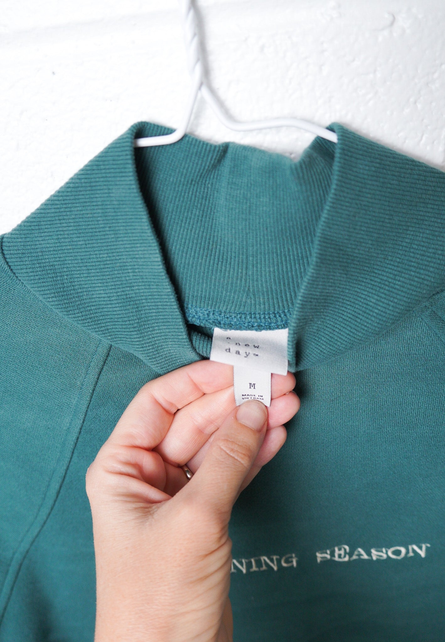 MEDIUM Green Mock Neck Crop with "Spinning Season" design