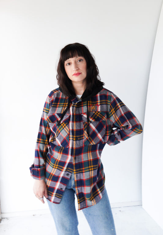 MEDIUM  - NO BOUNDARIES - DRUM LINE BUTTON UP HOODIE