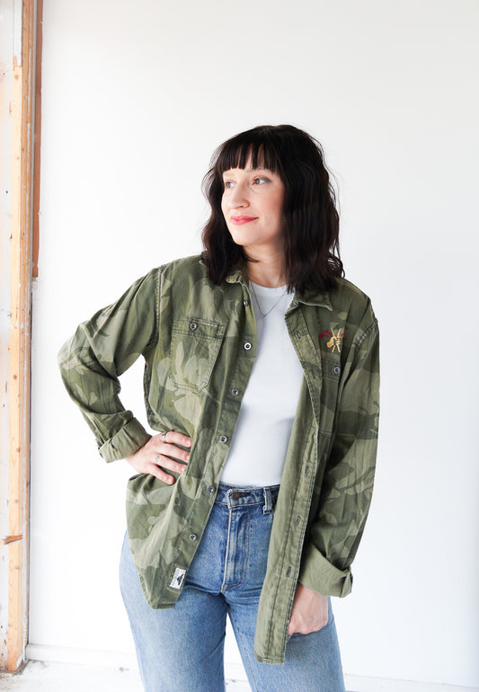 LARGE - WRANGLER - DRUM LINE LONG SLEEVE CAMO BUTTON UP