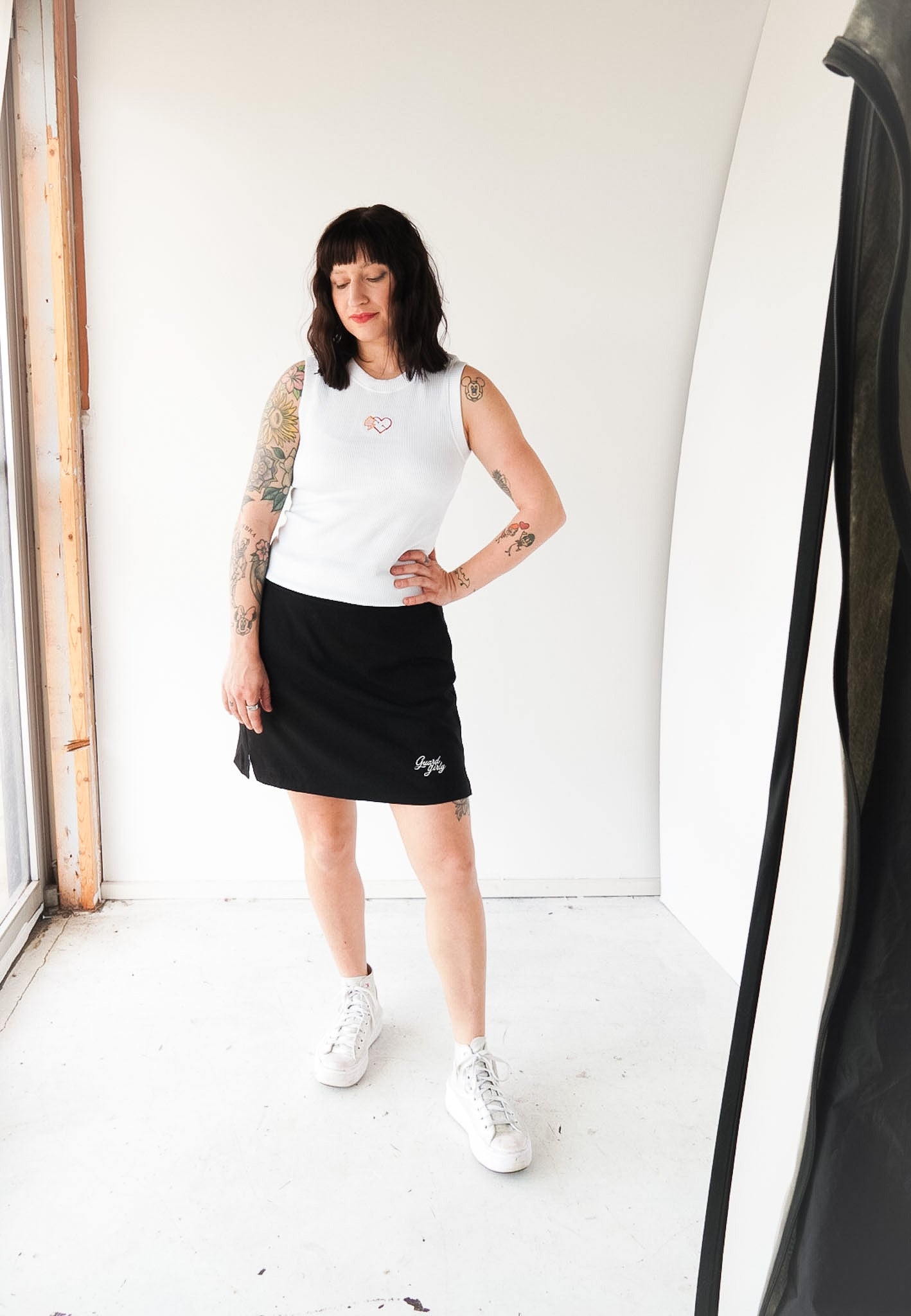 MEDIUM - 32 COOL - GUARD GIRLY SKIRT