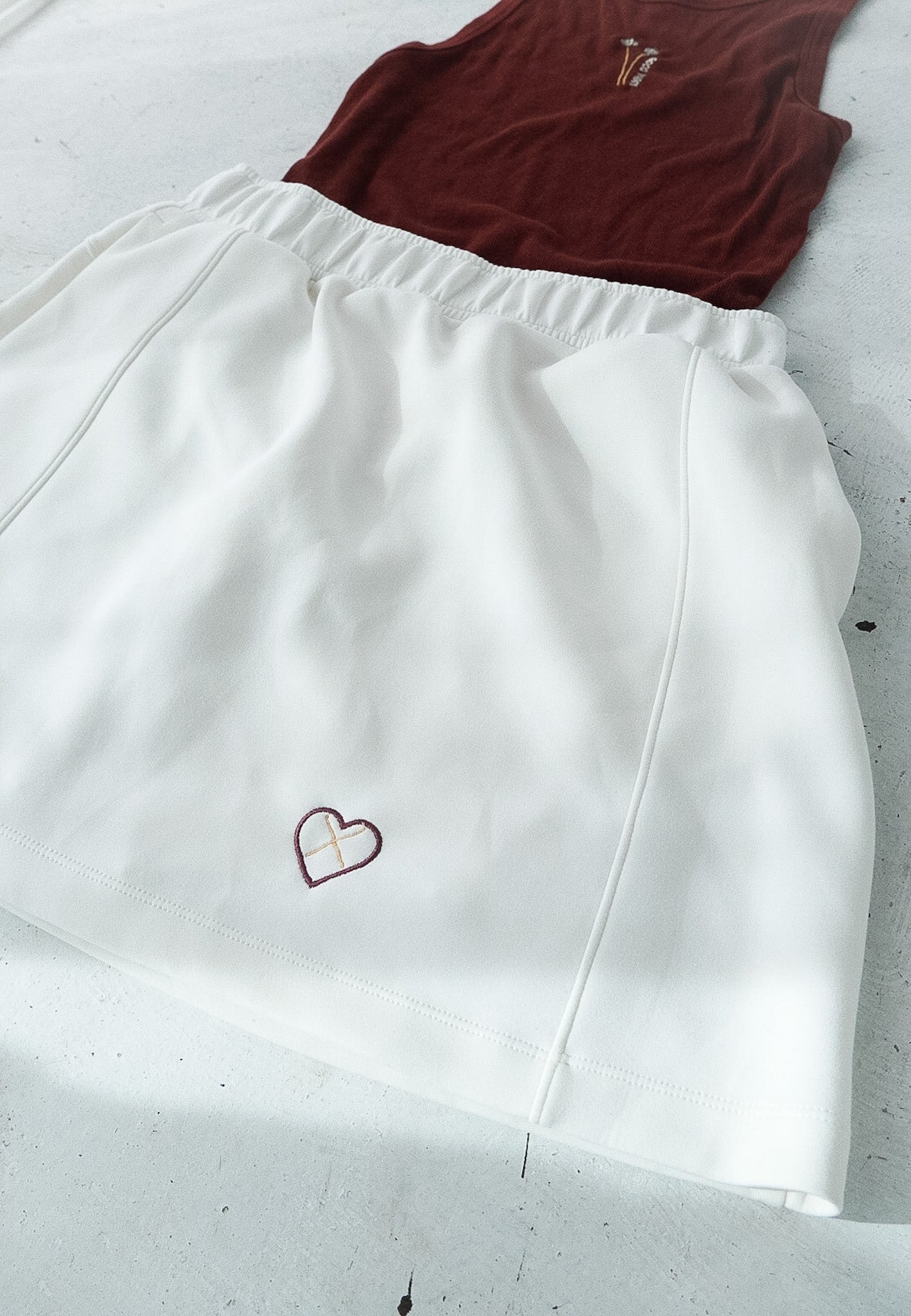 LARGE -  - DRUM STICK HEART SKIRT