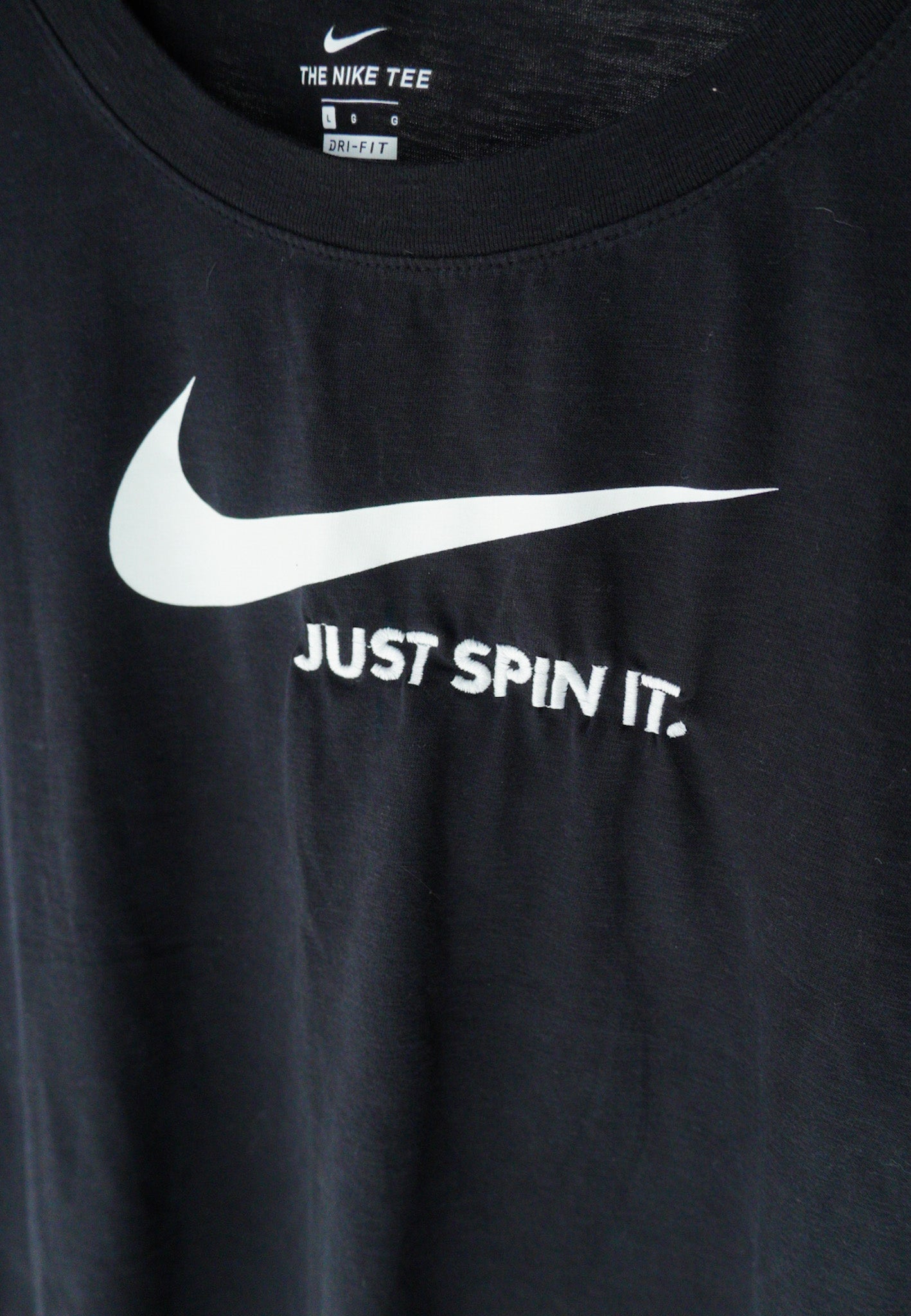 LARGE - NIKE - JUST SPIN IT ATHLETIC TEE