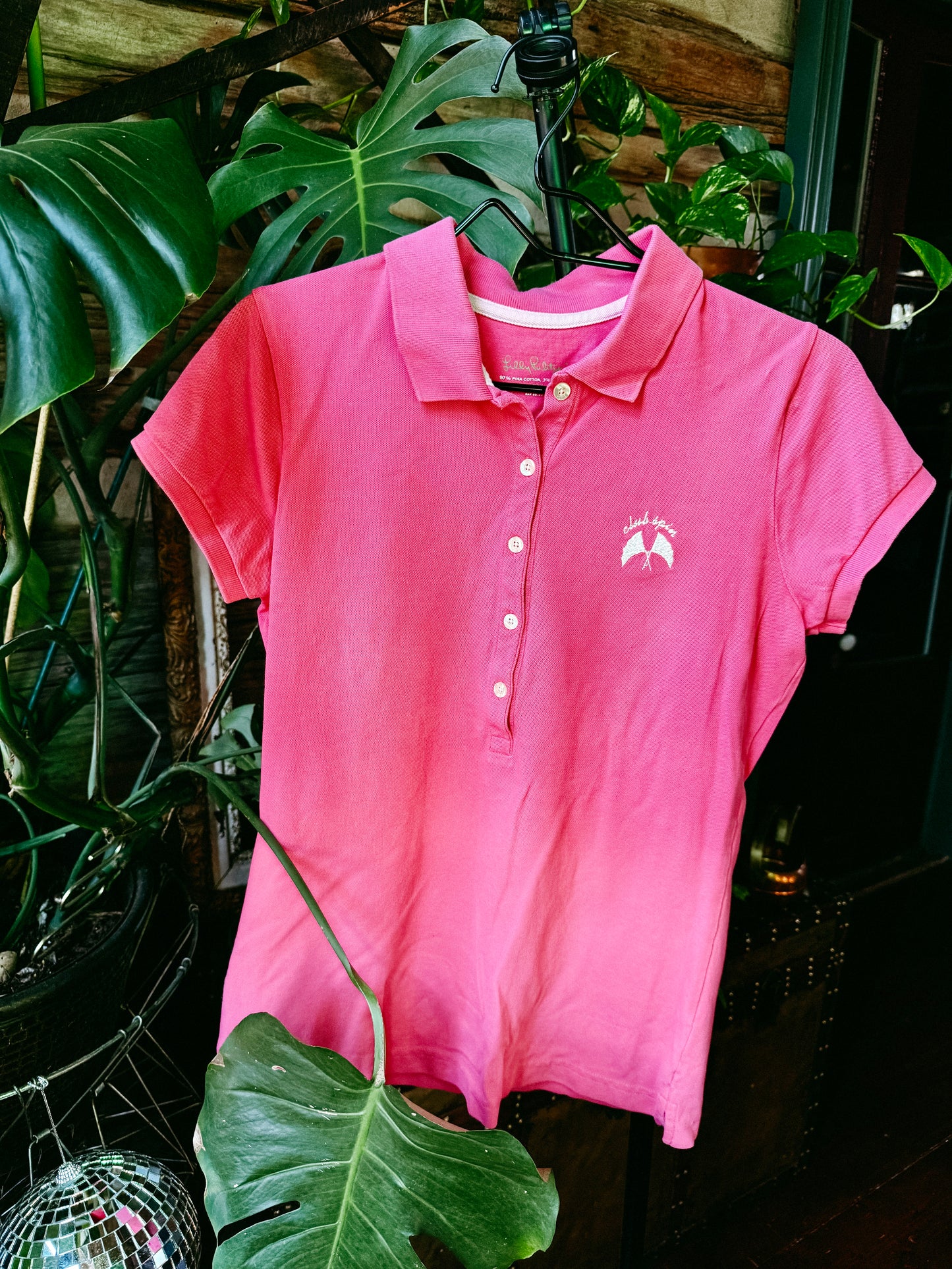 LARGE -LILY PULITZER-  Polo with pocket area Flag Logo design