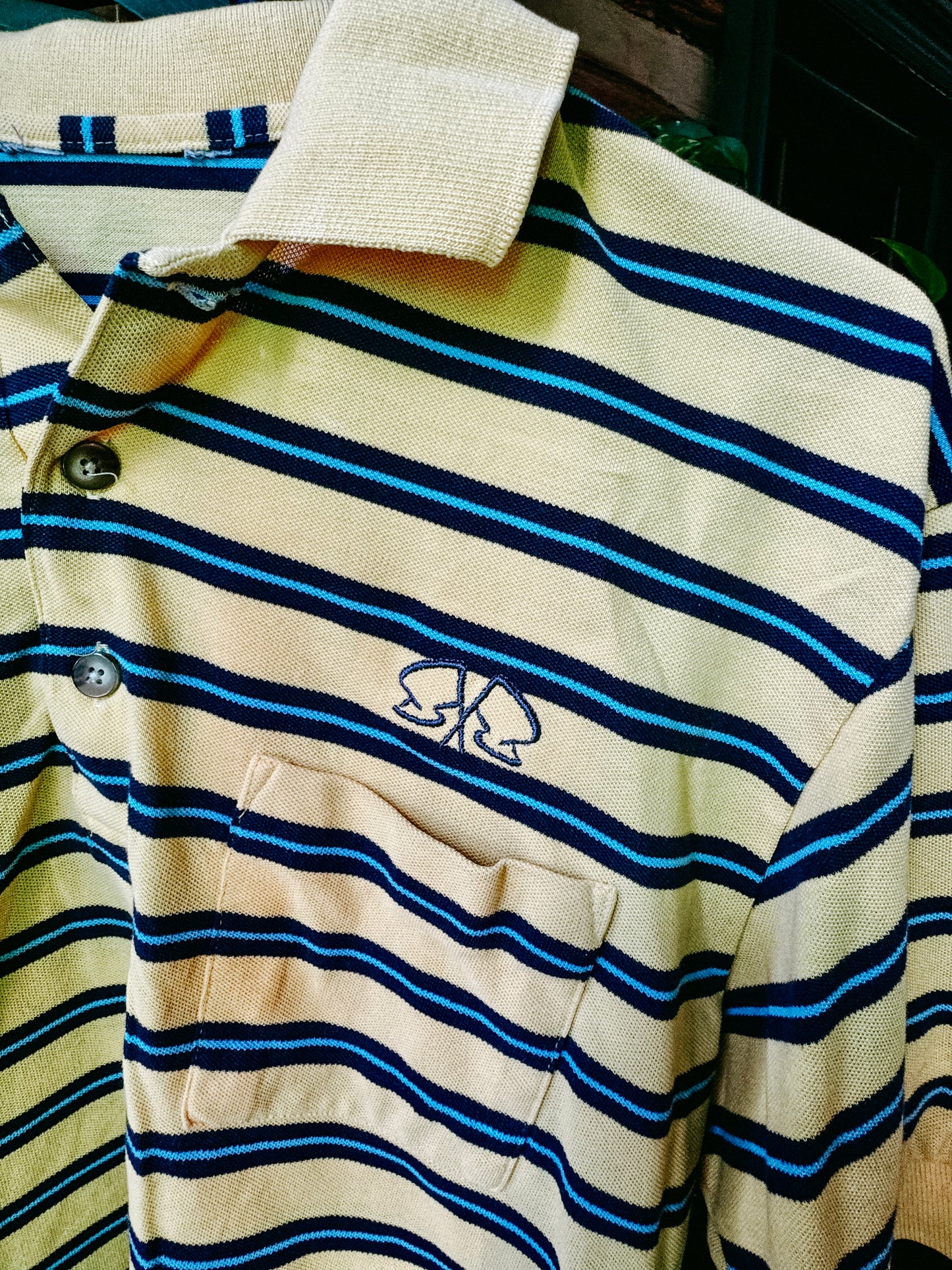 MEDIUM Polo with Flag Logo design