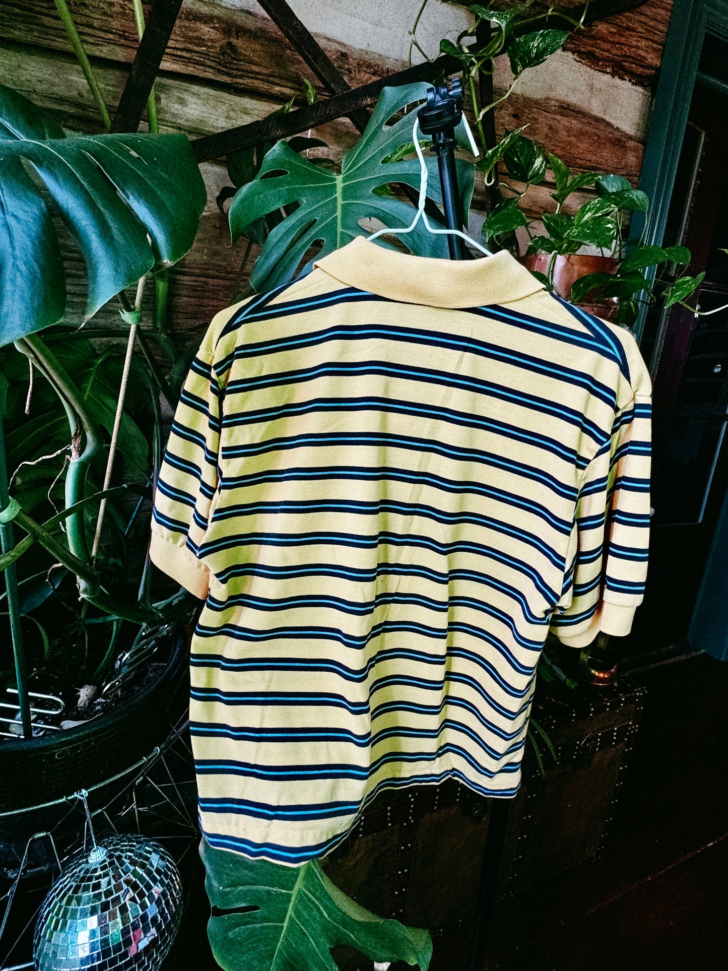 MEDIUM Polo with Flag Logo design