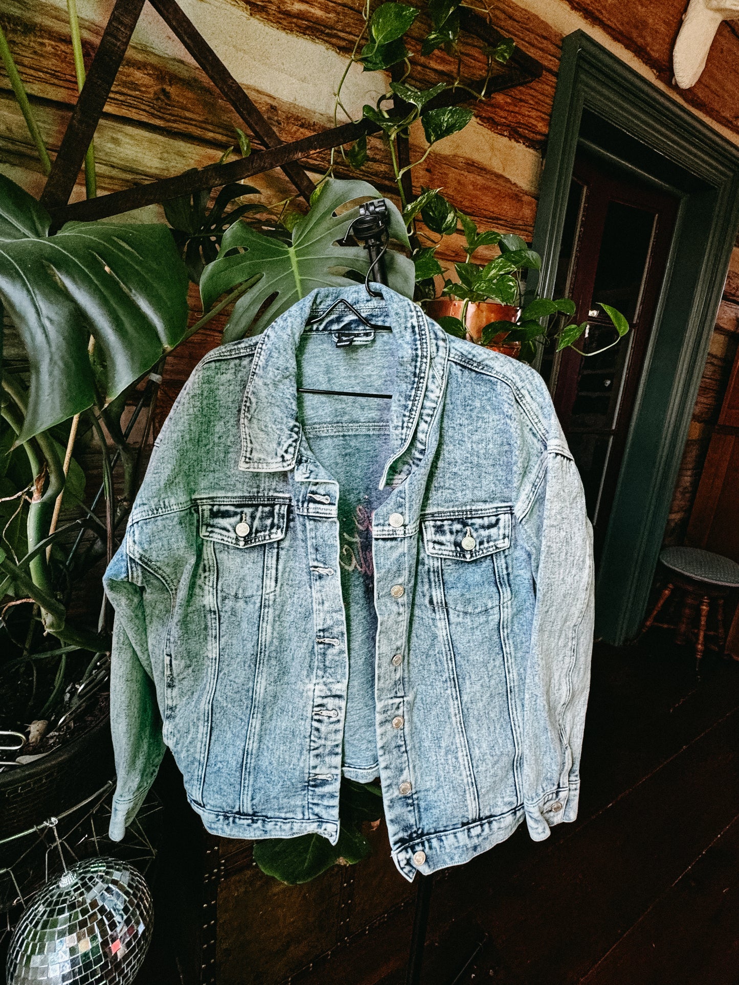MEDIUM OVERSIZED Stone Washed Jean Jacket with "Nice Catch" design