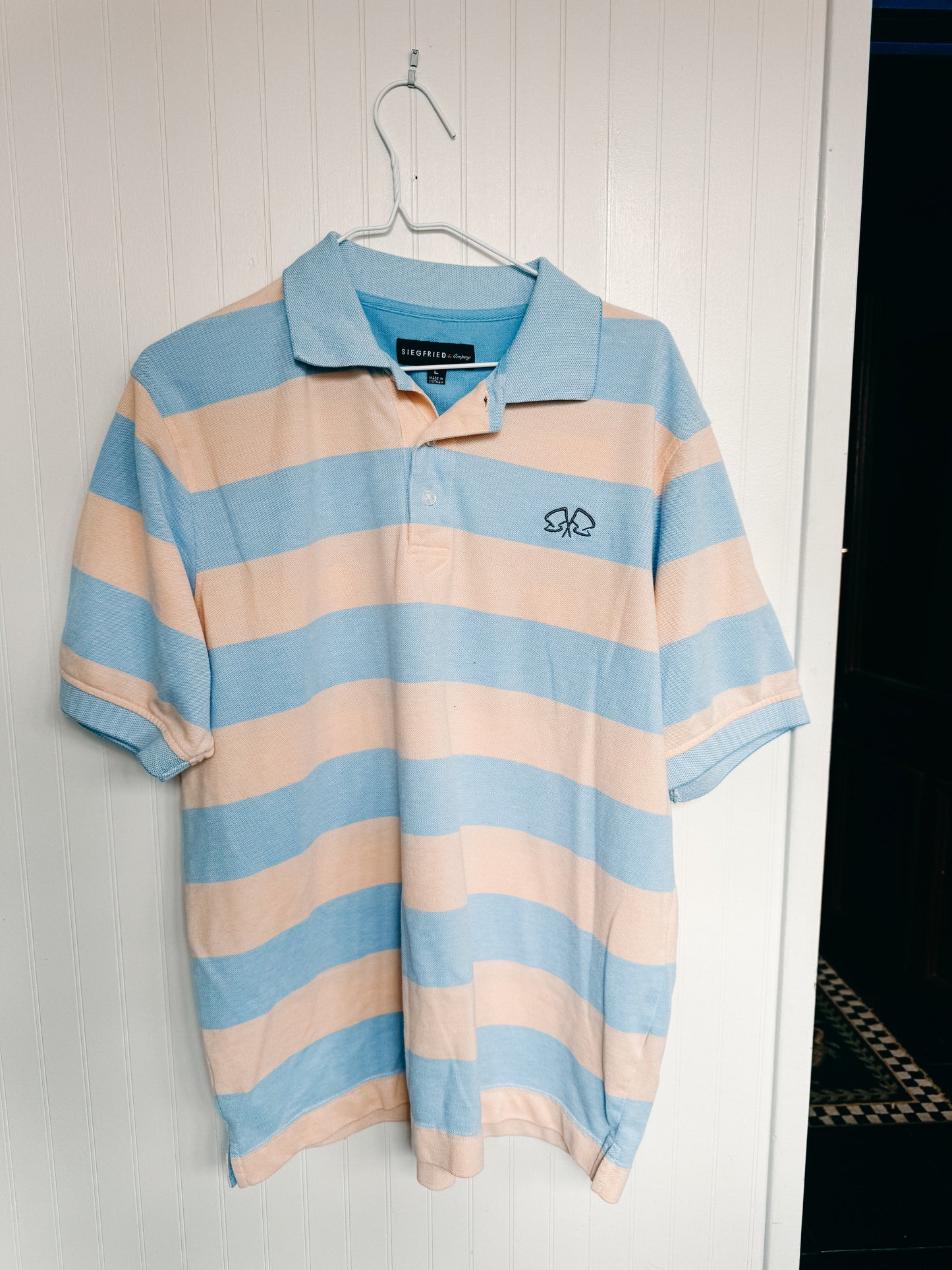 LARGE -SIEGFRIED AND COMPANY-  Polo with Flag Logo design
