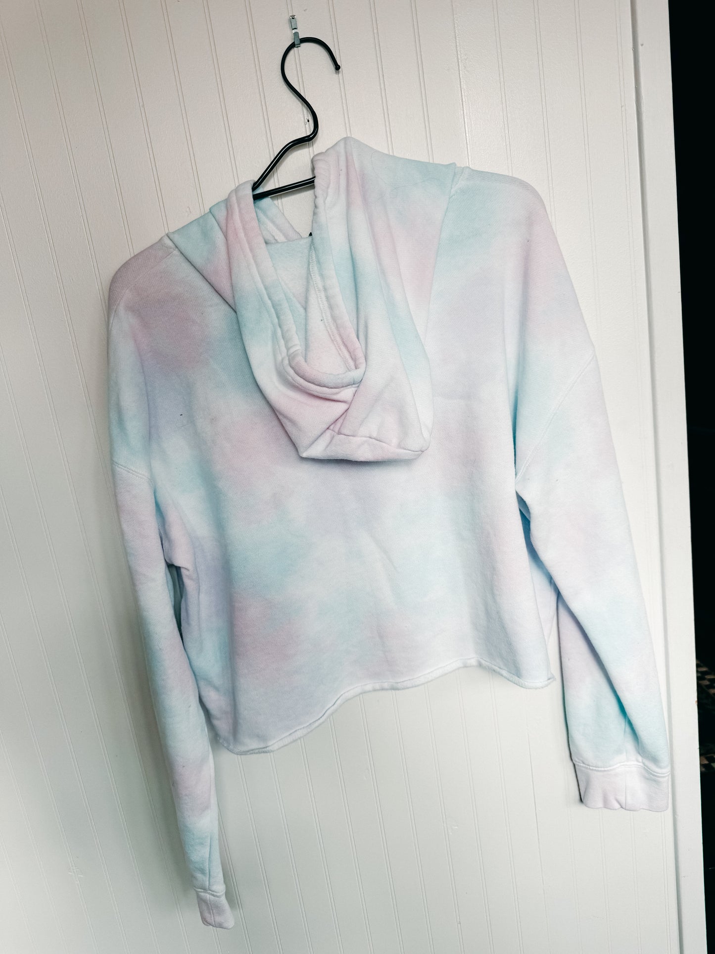LARGE Tie Dye Cropped Hoodie with "Solid Fives" Design