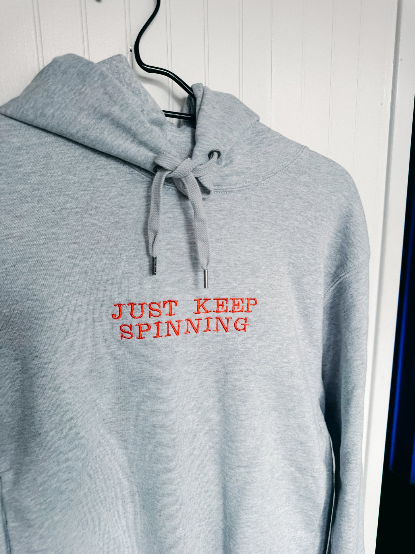 X-SMALL -UNIQLO- Grey "Just Keep Spinning" Hoodie