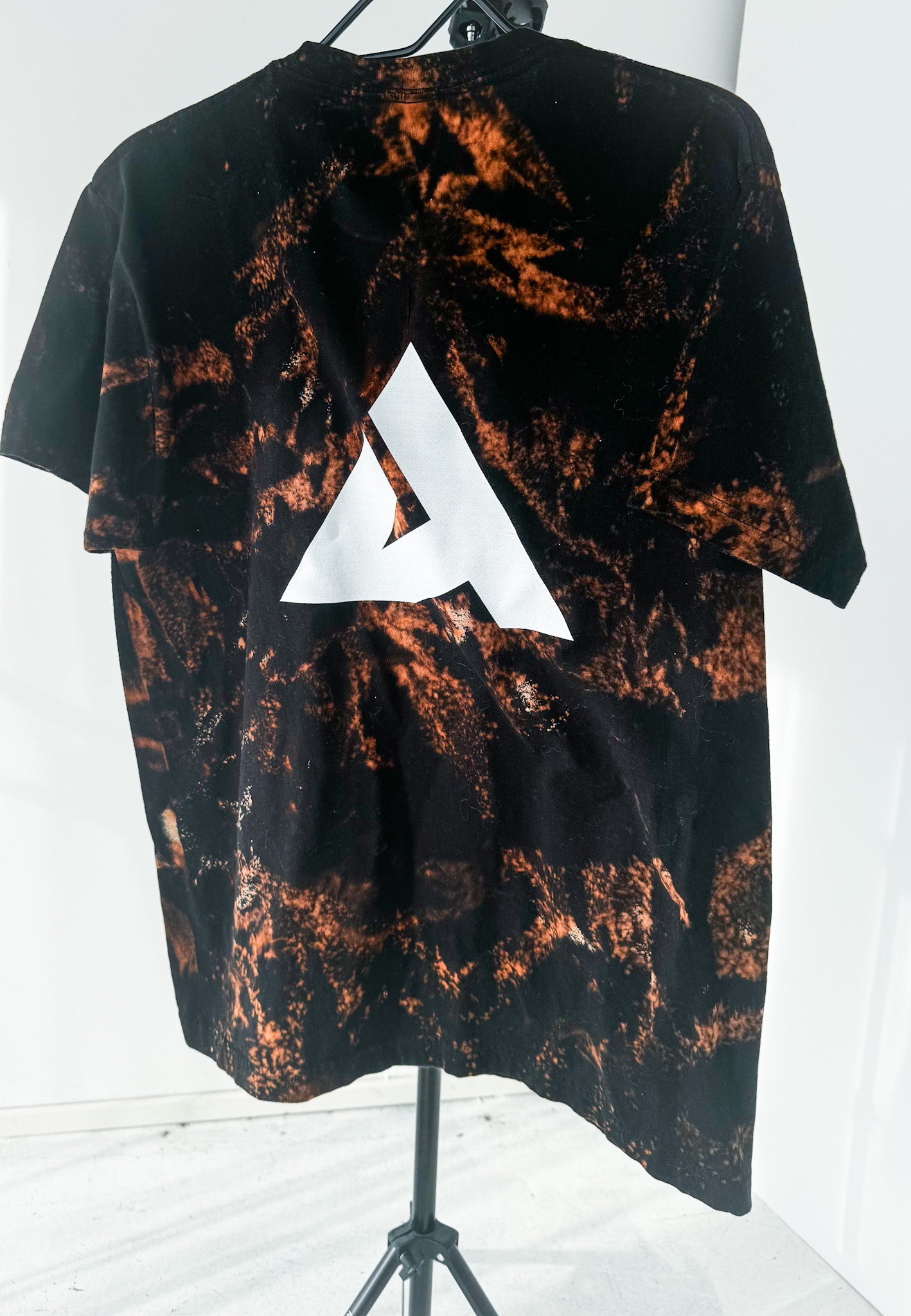 AUDIO THEATER BLACK DYED TEE