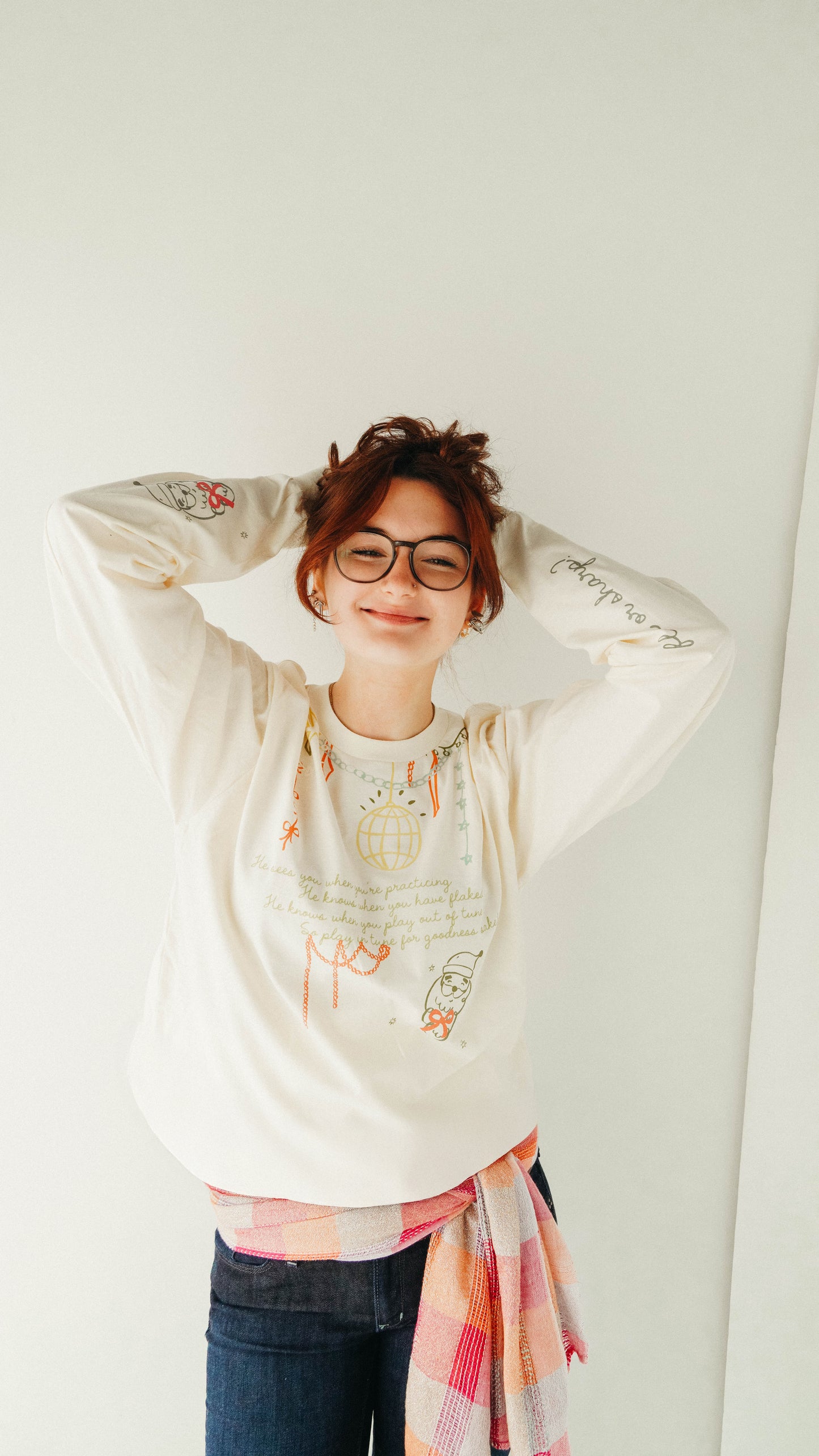 PLAY IN TUNE CHRISTMAS GARLAND LONG SLEEVE TSHIRT