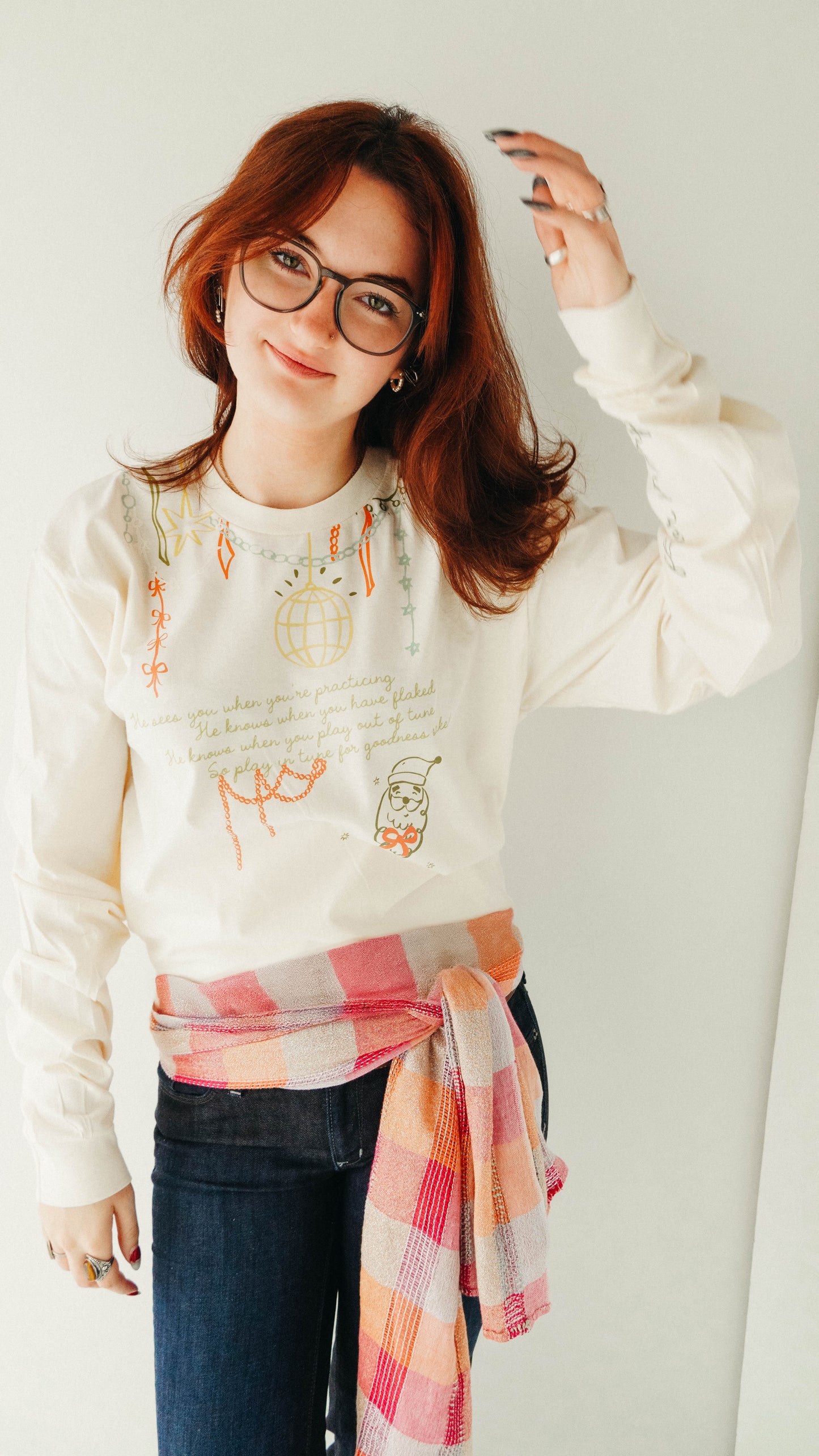 PLAY IN TUNE CHRISTMAS GARLAND LONG SLEEVE TSHIRT