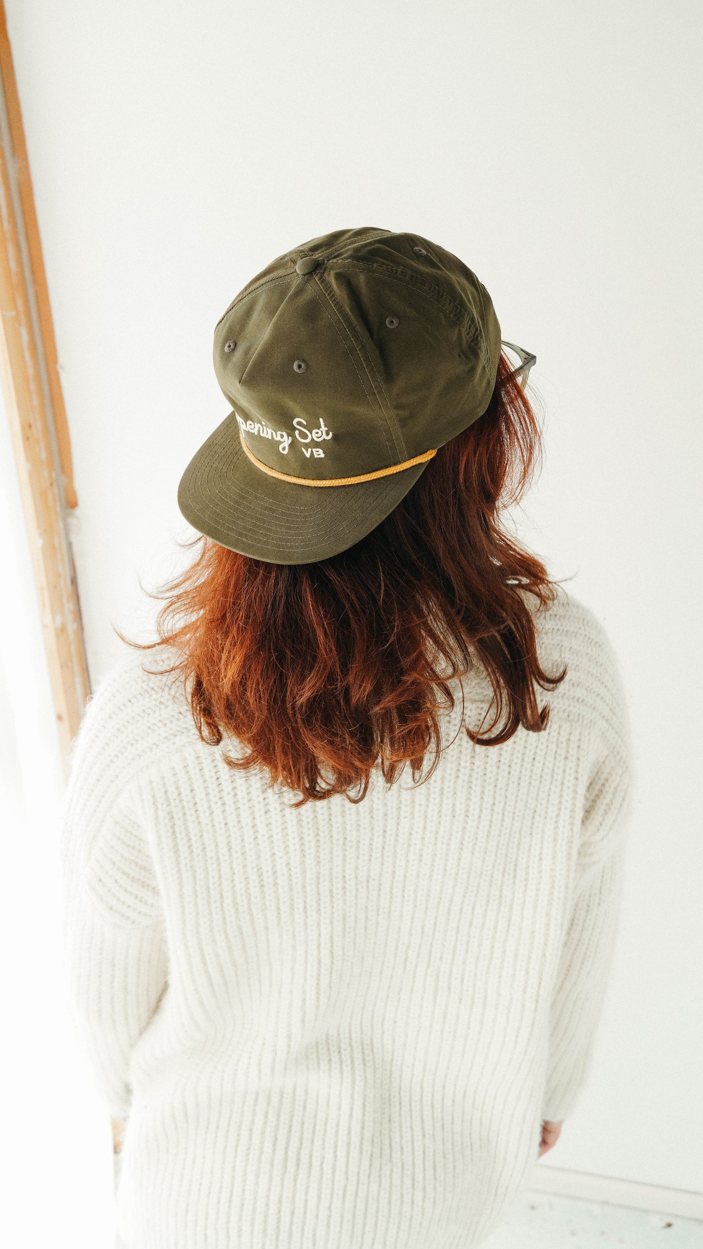 OPENING SET EMBROIDERED ROPE HAT